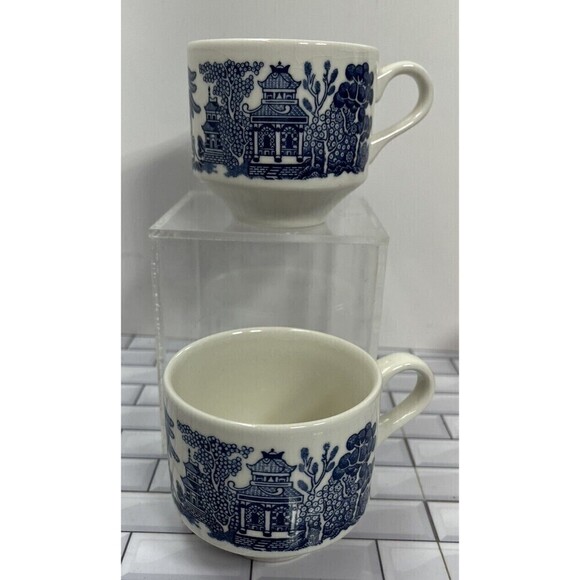 Blue Willow Churchill England Tea Cups Coffee Cups Set Of 2 Vintage Cottage - Picture 1 of 16